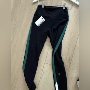 Splits59 Black and Green Leggings